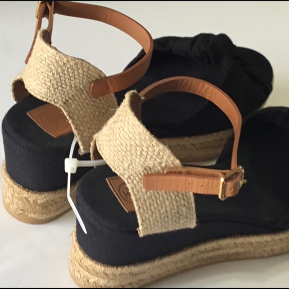 TORY BURCH Knotted Bow Wedge Sandal Black Tan 40 - Picture 3 of 9